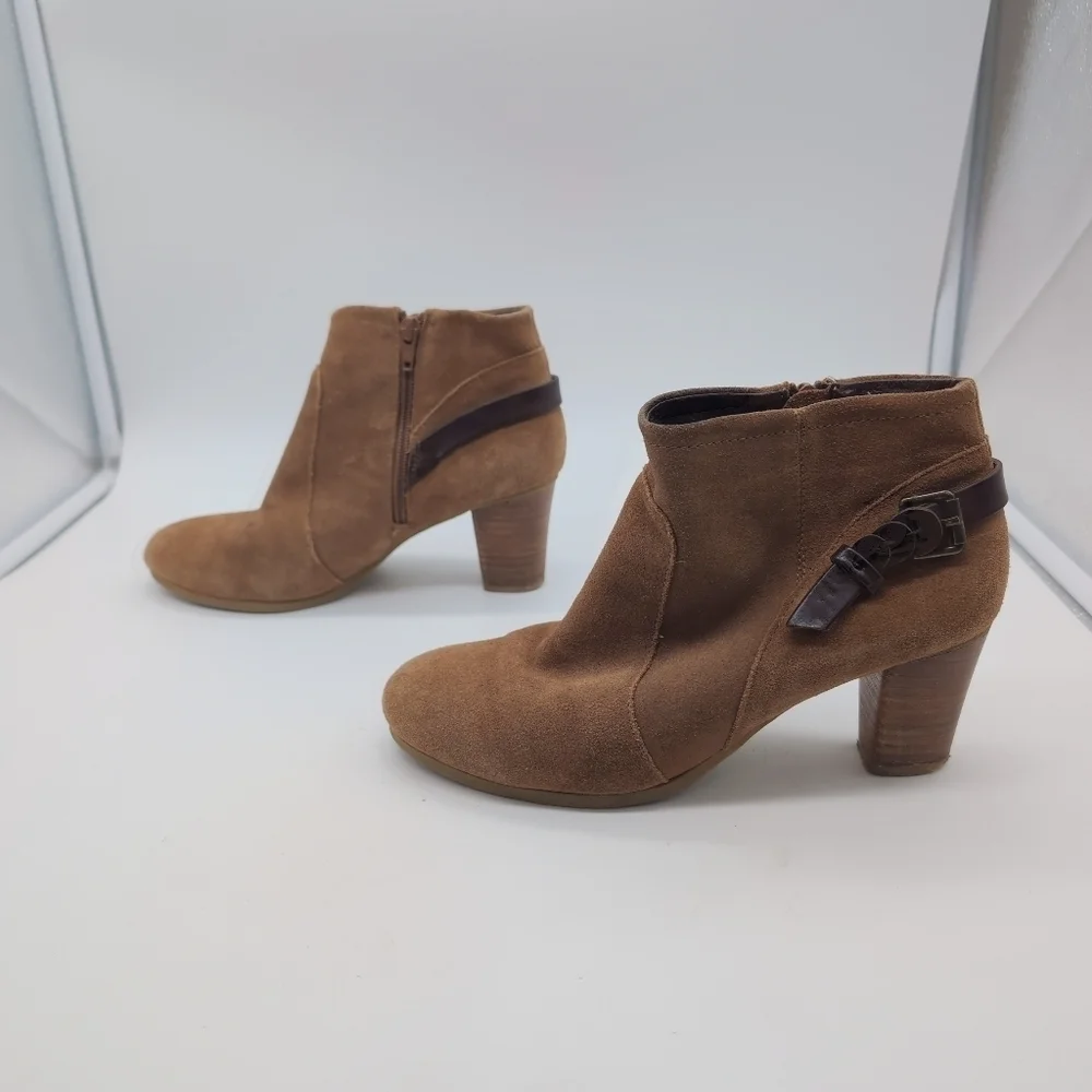 Bass Ayda Brown Suede Ankle Boots Sz 7.5